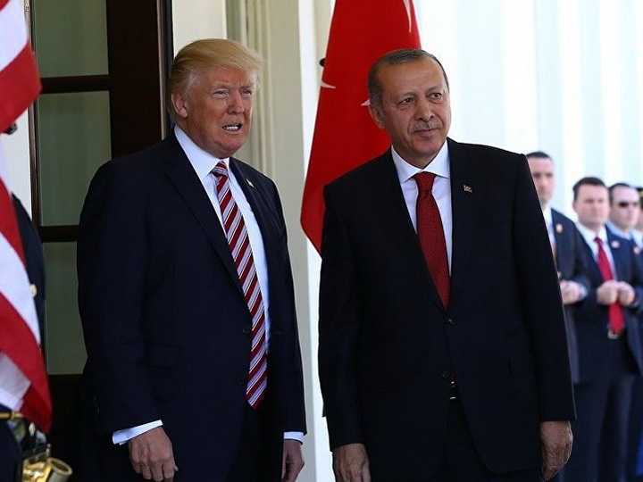 Эрдоган призвал Трампа прекратить поддерживать курдов в Сирии